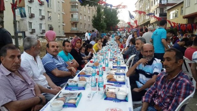 Ak Parti Ataşehir Aşık veysel, Mustafa Kemal İftarı 2015