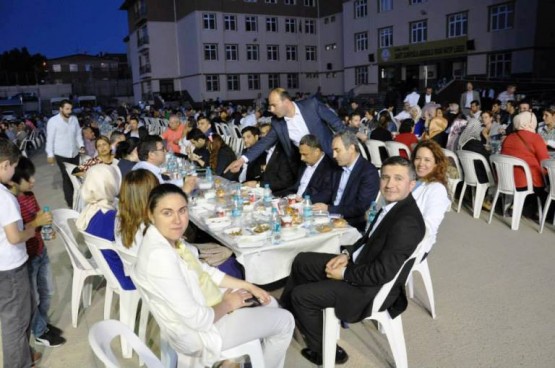 Ak Parti Ataşehir Teşkilat İftarı 2015