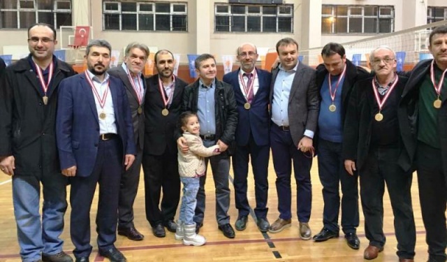 Ak Parti Ataşehir, Spor Müsabakaları Ödülleri Dağıtıldı 2017