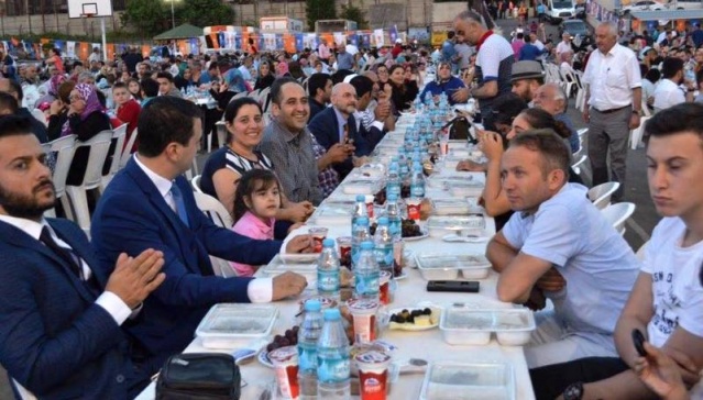 Ak Parti Ataşehir Vefa İftarı 2016