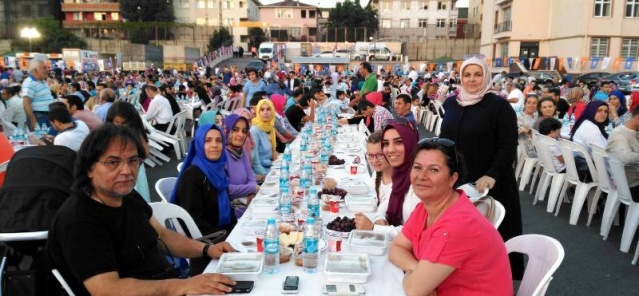 Ak Parti Ataşehir Vefa İftarı 2016