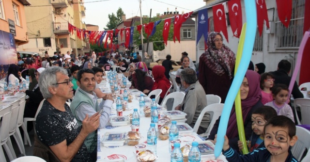 Ak Parti Ataşehir, Gönül soframız, Yenisahra Mahallesinde Gerçekleşti 2018