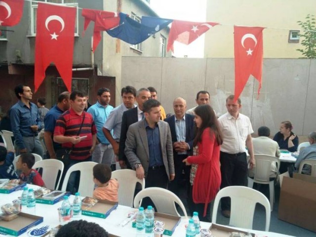 Ak Parti Ataşehir Yenisahra Sokak İftarı 2015