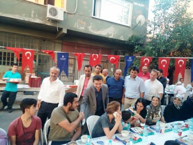 Ak Parti Ataşehir Yenisahra Sokak İftarı 2015