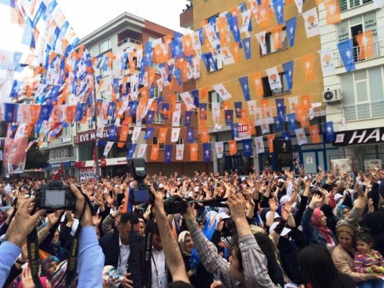 Ak Parti Ataşehir Yürüyüşü 2015