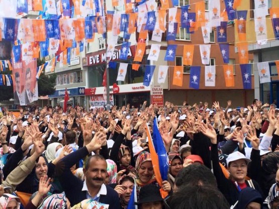 Ak Parti Ataşehir Yürüyüşü 2015