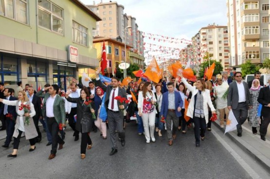 Ak Parti Ataşehir Yürüyüşü 2015