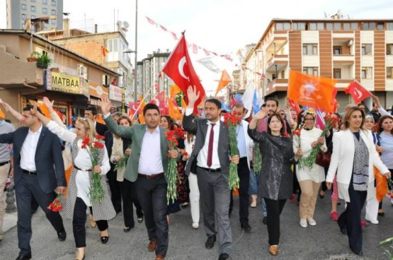 Ak Parti Ataşehir Yürüyüşü 2015