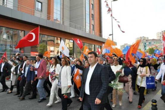 Ak Parti Ataşehir Yürüyüşü 2015