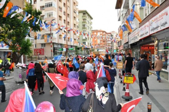 Ak Parti Ataşehir Yürüyüşü 2015