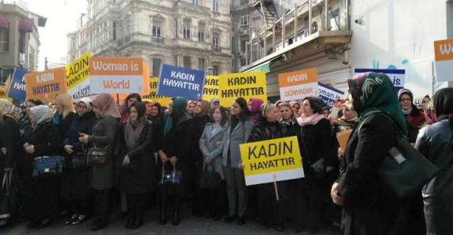 Ak Parti Kadına Şiddeti Protosto Yürüyüşü Taksim 2016