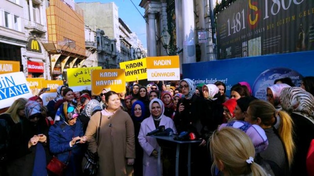 Ak Parti Kadına Şiddeti Protosto Yürüyüşü Taksim 2016