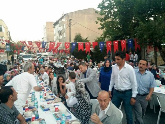 Ak Parti Ataşehir Örnek Mahallesi İftarı 2015