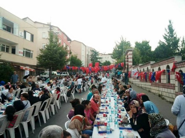 Ak Parti Ataşehir Örnek Mahallesi İftarı 2015