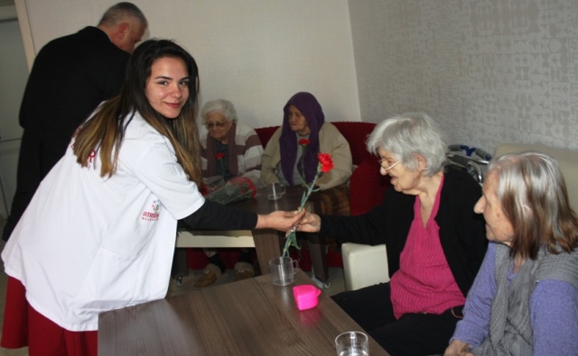 ATAMEM, Ataşehir Belediyesi Meslek Edindirme Merkezi, Yaşlılar günü Huzur Evi Etkinliği, 2017