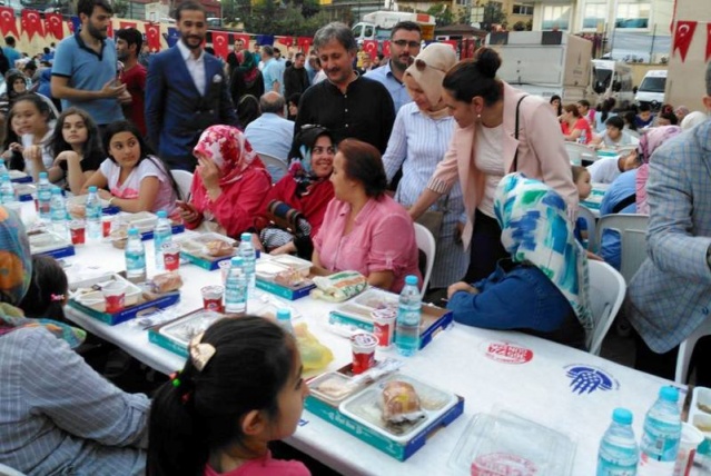 Ataşehir Ak Parti Ramazan Proğramı Fotoları