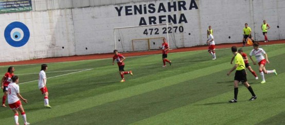 atasehir-belediye-bayan-futbol-konak