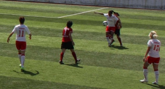 atasehir-belediye-bayan-futbol-konak