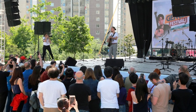 19 Mayıs Ataşehir'de Coşkuyla Kutlandı