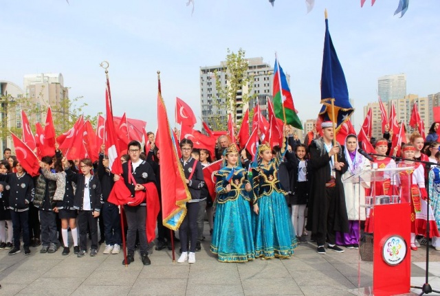 ATAŞEHİR 23 NİSAN ÇELENK KOYMA TÖRENİ 2019