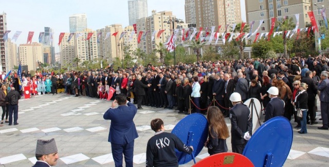 ATAŞEHİR 23 NİSAN ÇELENK KOYMA TÖRENİ 2019