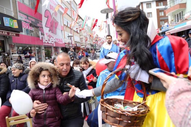 Ataşehir 23 Nisan Ulusal Egemenlik ve Çocuk Bayramı kutlamaları