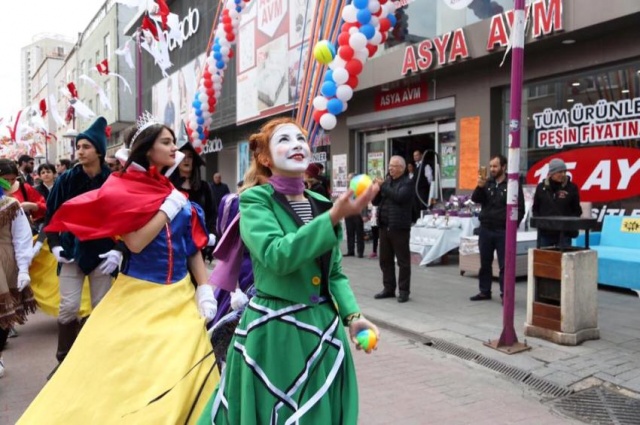 Ataşehir 23 Nisan Ulusal Egemenlik ve Çocuk Bayramı kutlamaları