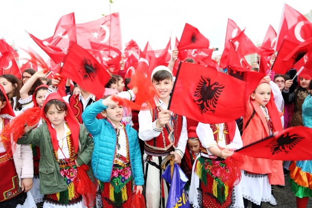 Ataşehir 23 Nisan Ulusal Egemenlik ve Çocuk Bayramı kutlamaları