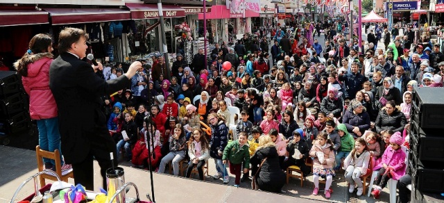 Ataşehir 23 Nisan Ulusal Egemenlik ve Çocuk Bayramı kutlamaları