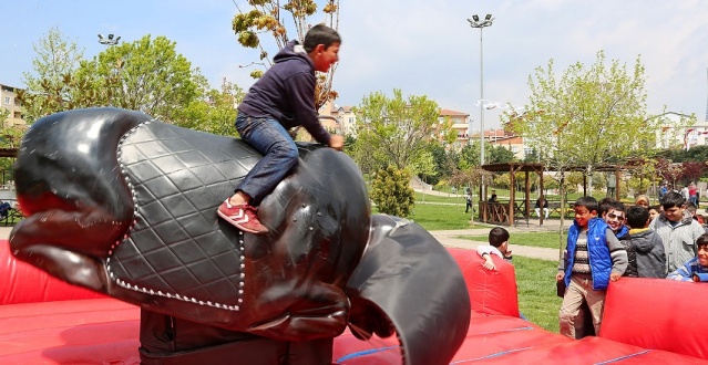 Ataşehir 23 Nisan Ulusal Egemenlik ve Çocuk Bayramı kutlamaları