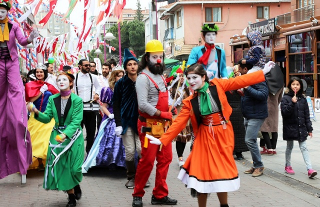 Ataşehir 23 Nisan Ulusal Egemenlik ve Çocuk Bayramı kutlamaları