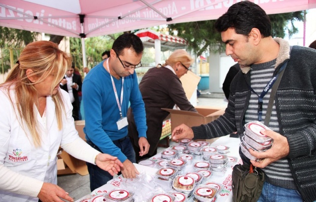 Ataşehir Belediyesi Aşure Dağıtımı 2016