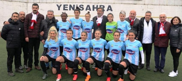 ATAŞEHİR BELEDİYESPOR KADIN FUTBOL TAKIMI ŞAMPİYON