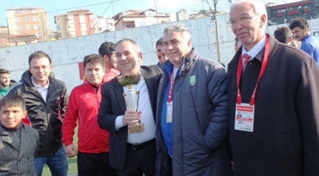 Ataşehir Çamoluk Spor Şamiyonluk Fotoları, Ekrem Köse, 2016