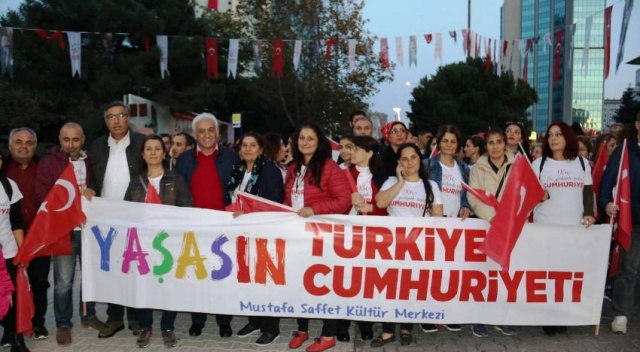 CUMHURİYET BAYRAMI COŞKUYLA ATAŞEHİR’DE KUTLANDI