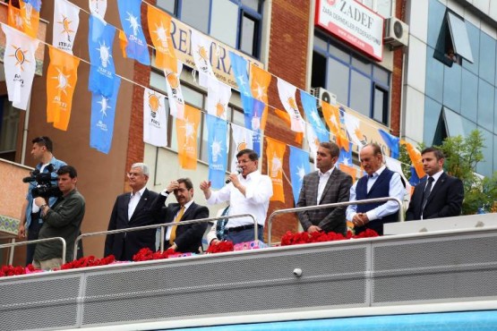 Akmet Davutoglu Ataşehir Mitingi 2015