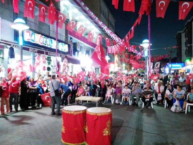 Ak Parti Ataşehir Demokrasi Nöbeti 2016