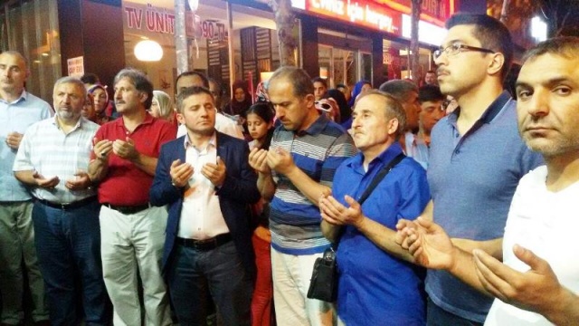 Ataşehir Sivil Toplum Örgütleri Demokrasi Nöbetinde 2016