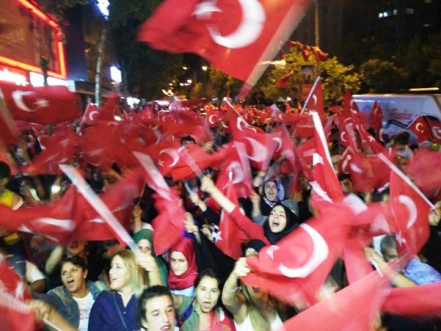 Ataşehir Sivil Toplum Örgütleri Demokrasi Nöbetinde 2016