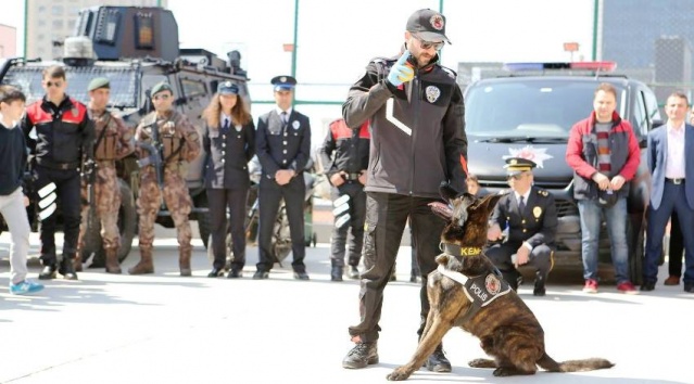 Polis Haftası Etkinliği, Ataşehir Emlak Konut Ortaokulu, 2017