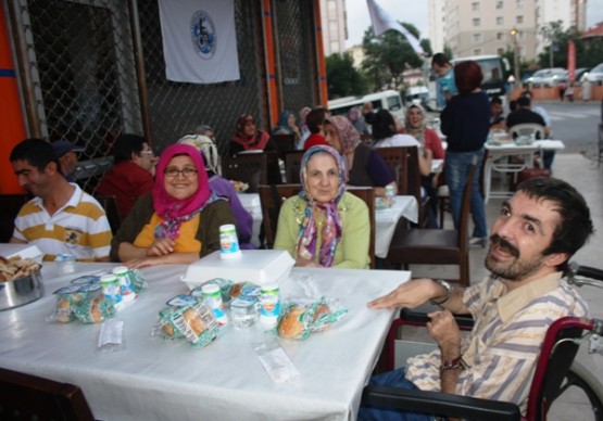 Ataşehir Engelliler Derneği İftarı, 2014