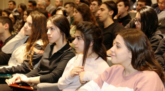 Ataşehir’de Hava Kalitesi, konulu konferans düzenledi