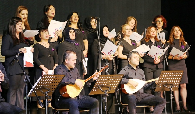 Ataşehir, Kadına Yönelik Şiddeti Protesto Etti