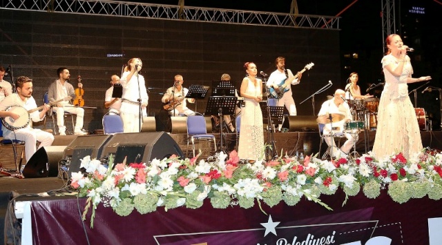 Ataşehir Belediyesi Kardeş Kültürler Festivali 2016