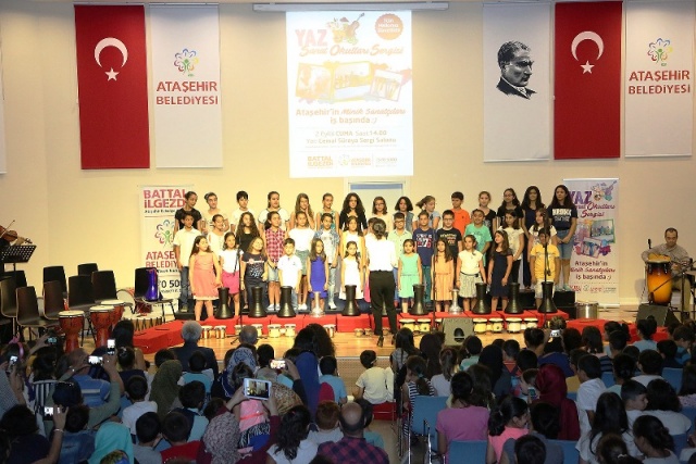 Ataşehir’in Minik Sanatçılarından Yılsonu Sergisi