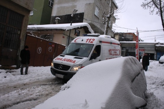 Ataşehir Öğütveren Sokak Kar Temizleme Çalışmaları 2015