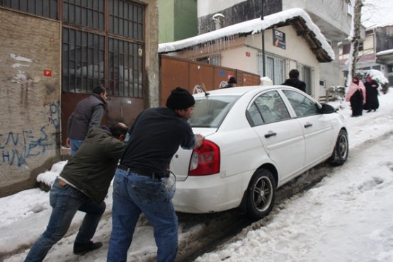 Ataşehir Öğütveren Sokak Kar Temizleme Çalışmaları 2015