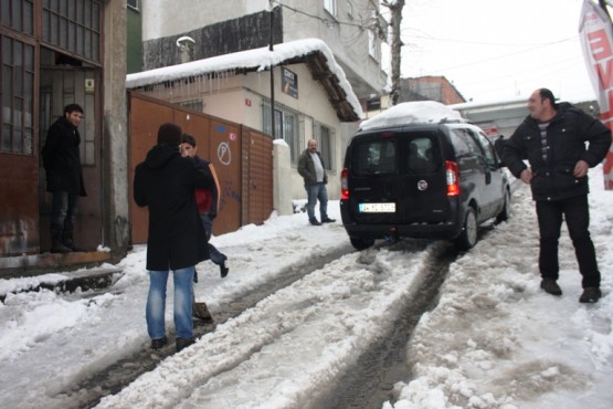 Ataşehir Öğütveren Sokak Kar Temizleme Çalışmaları 2015