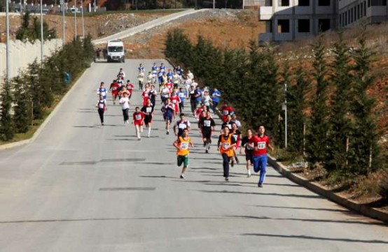 ATAŞEHİR OKULLARARASI ATLETİZİM ŞAMPİYONASI