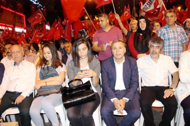 Ataşehir Sivil Toplum Örgütleri Demokrasi Nöbetinde 2016